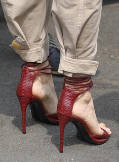 Stella McCartney feet photo 12
