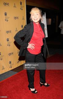 Stella Stevens feet photo thumbnail