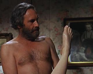 Stella Stevens feet photo thumbnail