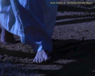 Stella Stevens feet photo thumbnail