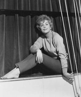 Stella Stevens feet photo thumbnail