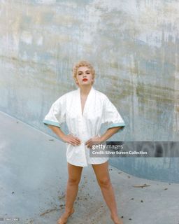 Stella Stevens feet photo 2