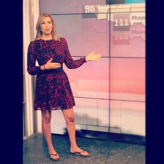 Stephanie Abrams feet photo thumbnail