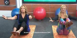 Stephanie Abrams feet photo thumbnail