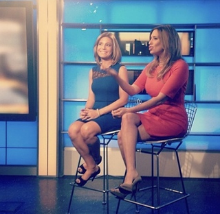 Stephanie Abrams feet photo thumbnail