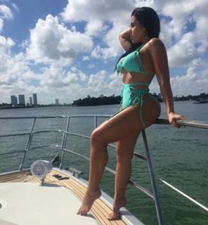 Stephanie Acevedo feet photo 1