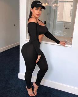 Stephanie Acevedo feet photo 9