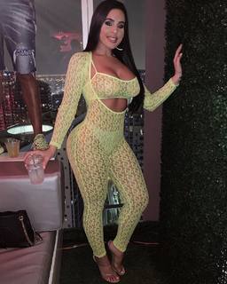 Stephanie Acevedo feet photo 1