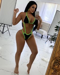 Stephanie Acevedo feet photo 1
