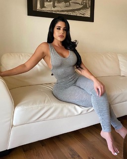Stephanie Acevedo feet photo 6