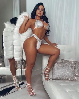 Stephanie Acevedo feet photo 16