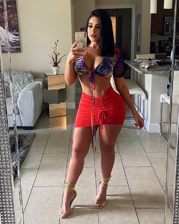 Stephanie Acevedo feet photo 8