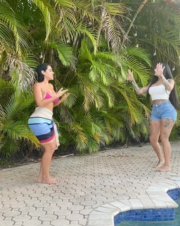 Stephanie Acevedo feet photo 16