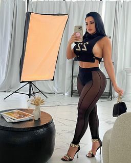 Stephanie Acevedo feet photo 4