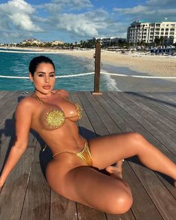 Stephanie Acevedo feet photo 10