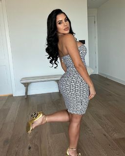 Stephanie Acevedo feet photo 2