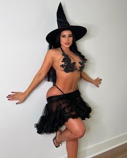 Stephanie Acevedo feet photo 14