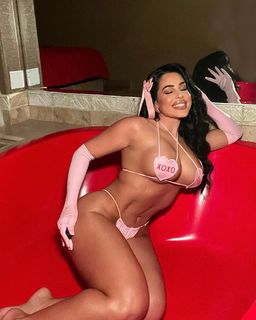 Stephanie Acevedo feet photo 6