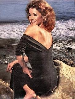 Stephanie Beacham feet photo 7