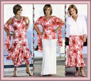 Stephanie Beacham feet photo 12