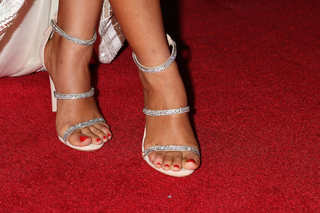 Stephanie Beatriz feet photo thumbnail