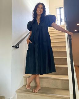Stephanie Beatriz feet photo thumbnail