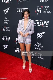 Stephanie Beatriz feet photo thumbnail