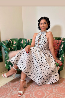 Stephanie Beatriz feet photo thumbnail