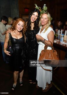 Stephanie Beatriz feet photo 13