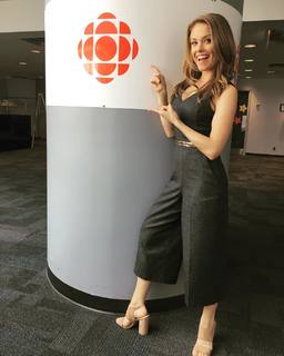 Stephanie Bennett feet photo 8