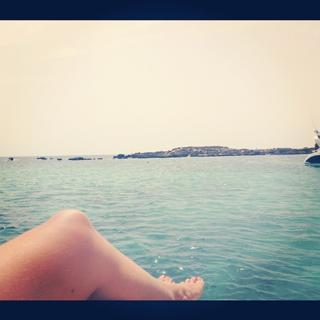 Stephanie Cayo feet photo thumbnail