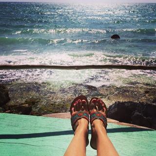 Stephanie Cayo feet photo thumbnail