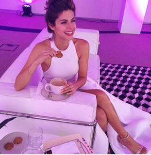 Stephanie Cayo feet photo thumbnail