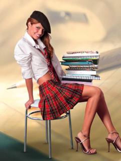 Stephanie Cayo feet photo thumbnail