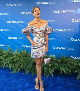 Stephanie Cayo feet photo thumbnail