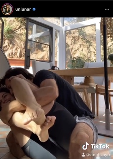 Stephanie Cayo feet photo thumbnail