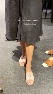 Stephanie Cayo feet photo thumbnail