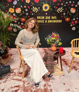 Stephanie Cayo feet photo thumbnail