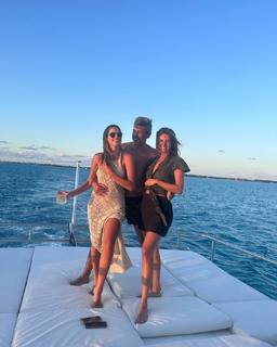 Stephanie Cayo feet photo thumbnail