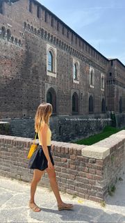 Stephanie Cayo feet photo thumbnail