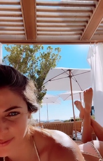 Stephanie Cayo feet photo thumbnail