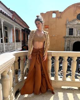 Stephanie Cayo feet photo thumbnail