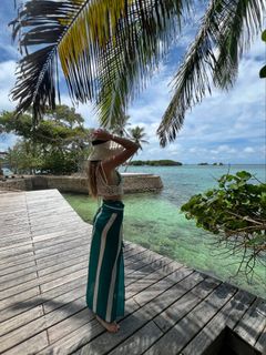 Stephanie Cayo feet photo thumbnail