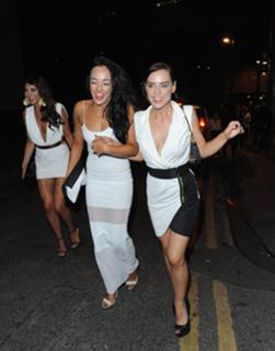 Stephanie Davis feet photo thumbnail