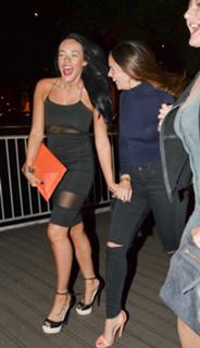 Stephanie Davis feet photo thumbnail