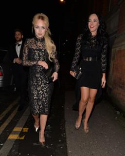 Stephanie Davis feet photo thumbnail