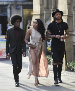 Stephanie Davis feet photo thumbnail