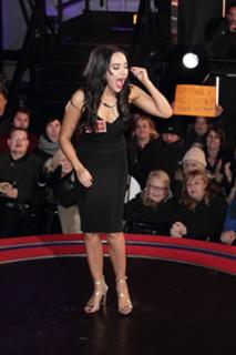 Stephanie Davis feet photo thumbnail