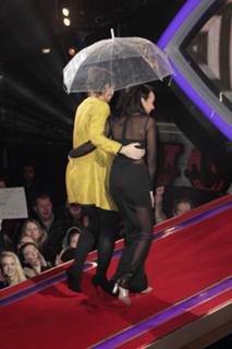 Stephanie Davis feet photo thumbnail