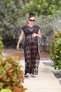 Stephanie Davis feet photo thumbnail